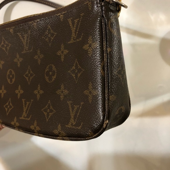 SOLD! Authentic Louis Vuitton Pochette - Picture 7 of 8